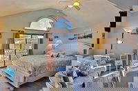 2 Cabana By The Sea Studio Bedroom Condo by Redawning