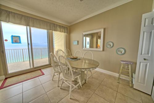 Unit 2103 Condo - thumb 6