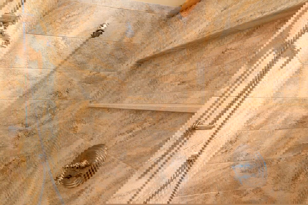 Lake Winnipesaukee Waterfront 318 - thumb 2