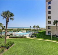 Amelia Surf & Racquet Club condo - China Accommodation
