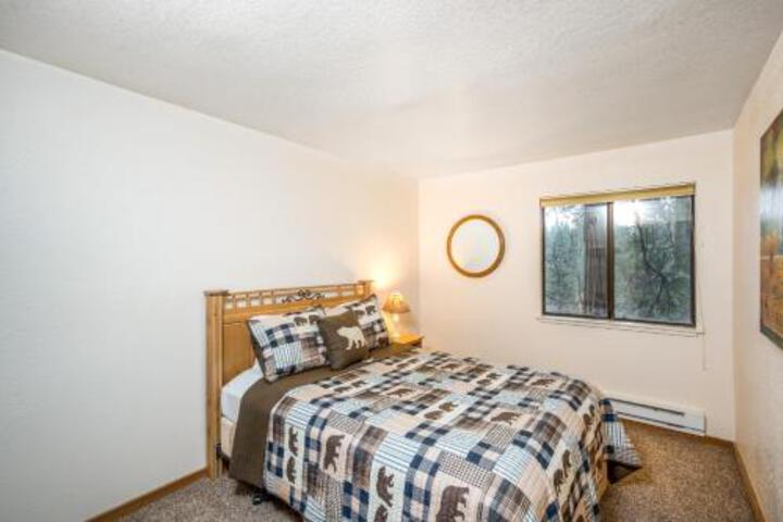 Hidden Haven Condominium - thumb 2