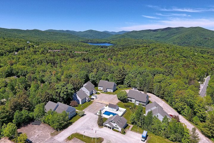 KCIS 612 Forest Fun: Brand New Killington Condo 2RM - thumb 2