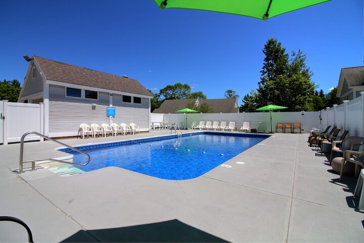 KCIS 612 Forest Fun: Brand New Killington Condo 2RM - thumb 4