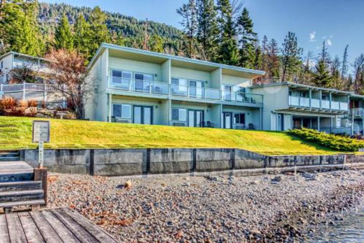 Many Springs Lakefront Condos - thumb 4