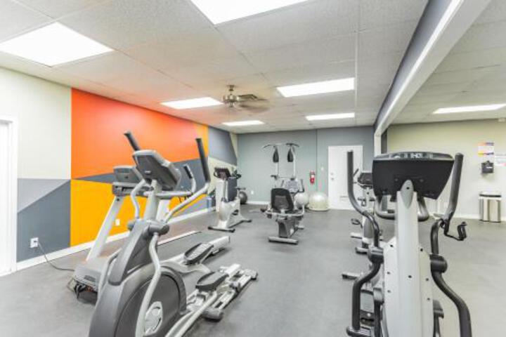 Modern Studio In Downtown Memphis - thumb 5