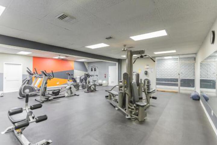 Modern Studio In Downtown Memphis - thumb 2
