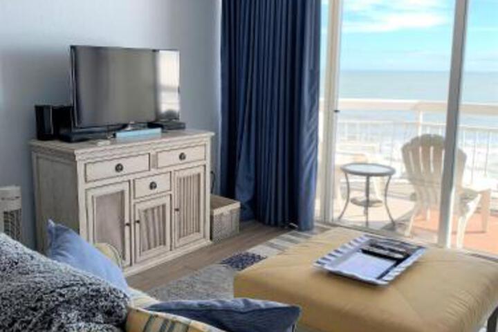 0403 Condo - thumb 4