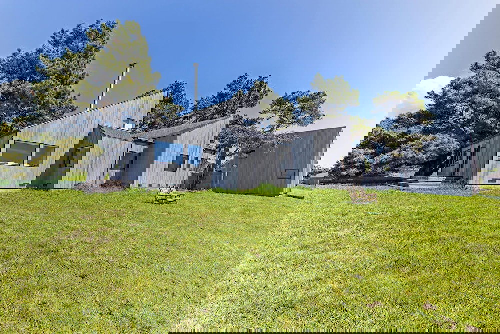 Grateful Getaway - thumb 0