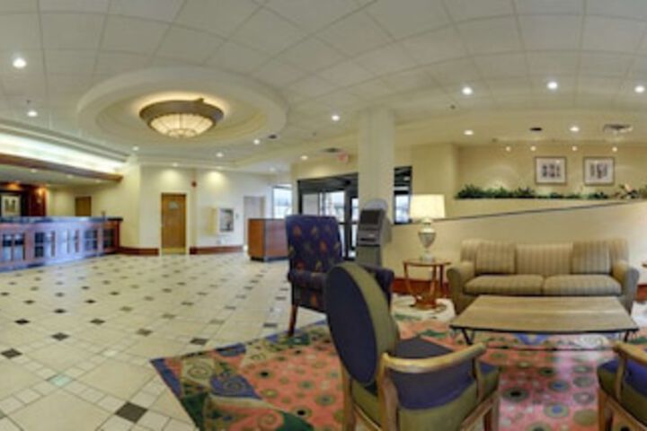 Hilton Knoxville Airport - thumb 6