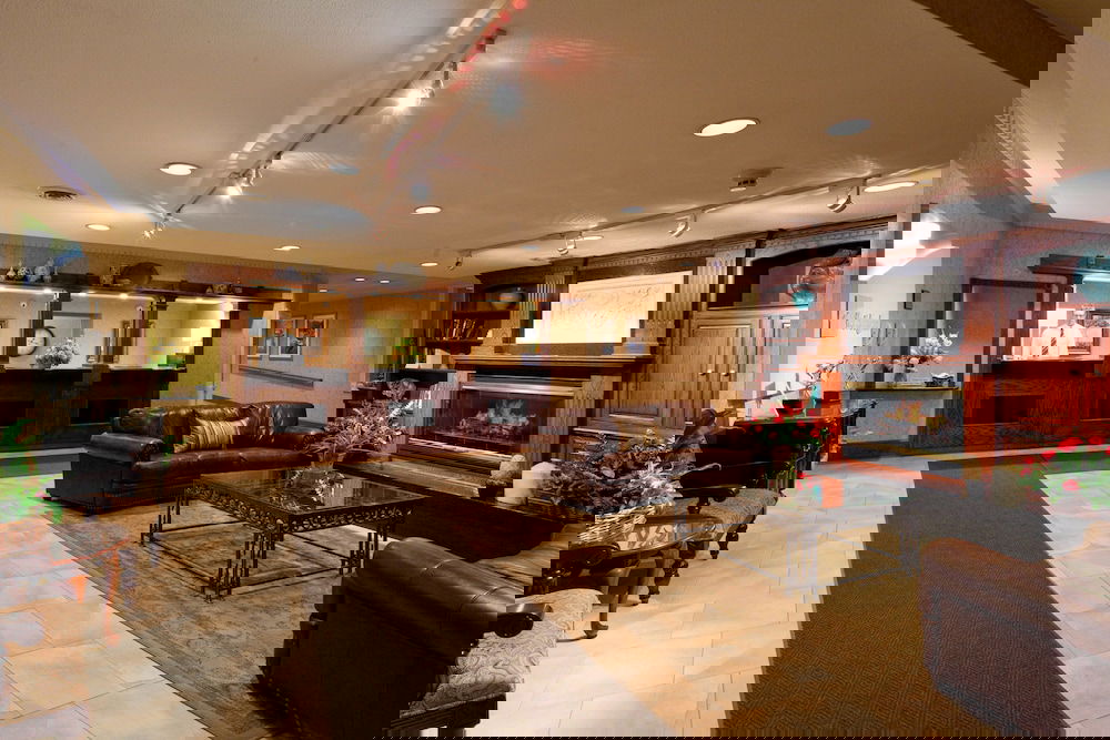 Holiday Inn Cleveland-Mayfield, An IHG Hotel - thumb 1