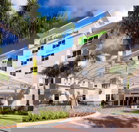 Holiday Inn Ft. Myers Airport-Town Center an IHG Hotel - Tourism Bookings