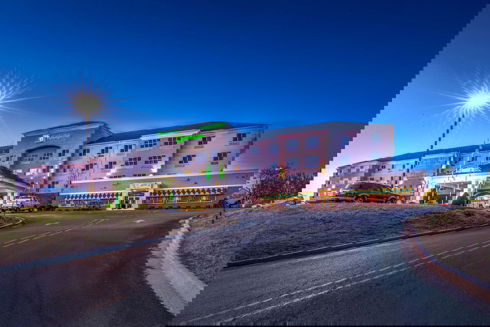 Holiday Inn Poplar Bluff, An IHG Hotel - thumb 2