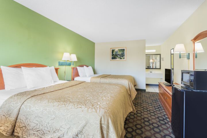 Rodeway Inn - thumb 3