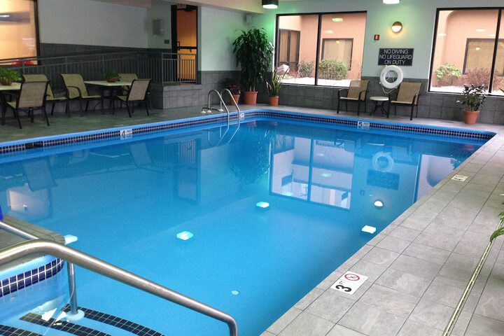 Hampton Inn Altoona - thumb 1