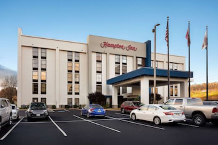 Hampton Inn Bristol - thumb 0