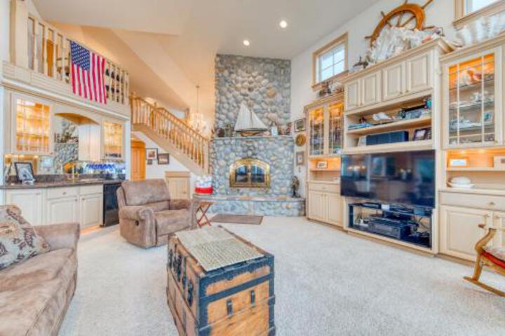 Rockaway Beach Oceanfront Wonder - thumb 0