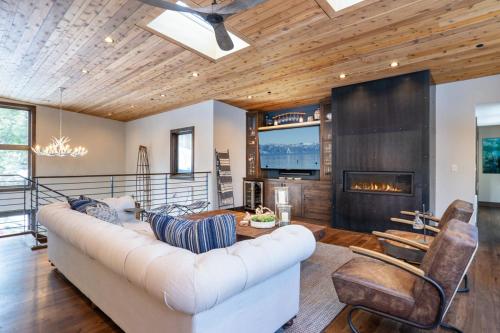 North Shore West Shore Hideaway - thumb 0