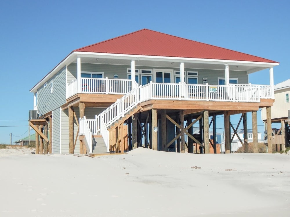 030 Casa Del Mar 4 Bedroom Home By Redawning - thumb 0