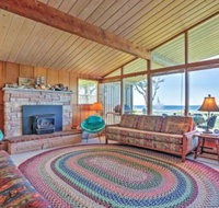 Authentic Mid Century Cottage on Birch Bay Coast! - Tourism Bookings