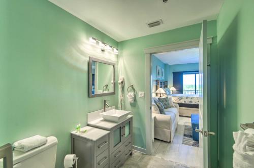 Alluring Panama City Beach Studio Condo W / Balcony - thumb 3