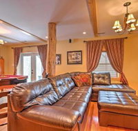 Spacious Beech Mountain Log Cabin w / Private Patio - Tourism Bookings