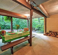 Serene Creekside Cottage Near Asheville w / Fire Pit - USA Accommodation