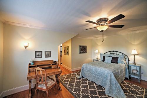 Gorgeous Cleveland House On 1.5 Acres W / Porch! - thumb 5