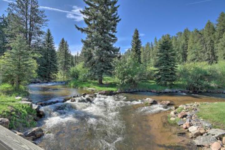 Stunning Evergreen Mountain Home On Private Stream - thumb 6