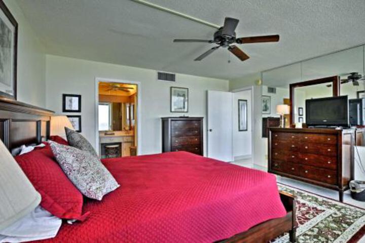 Oceanfront Daytona Beach Condo W / Stunning Views! - thumb 3