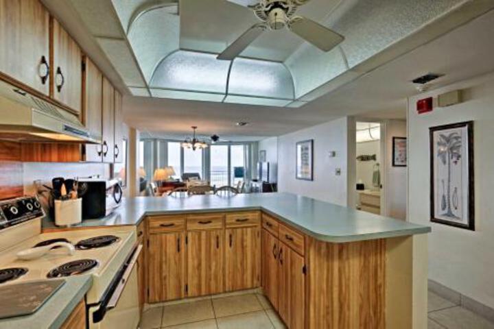 Oceanfront Daytona Beach Condo W / Stunning Views! - thumb 6