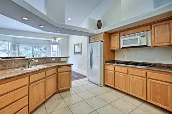 Peaceful Escondido Home On 130 Acre Avocado Grove! - thumb 1