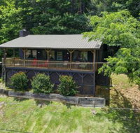 Otter Cottage Riverfront / Trailside Murphy Cabin - Tourism Bookings