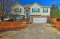 Locust Grove Home with Yard 30 Min to Atlanta