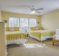 Bethany Beach House 1000 Feet from the Ocean - Students Accommodation