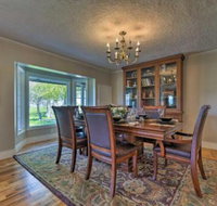 Spring Creek Retreat on 25 acres w / Mountain Views! - Tourism Bookings