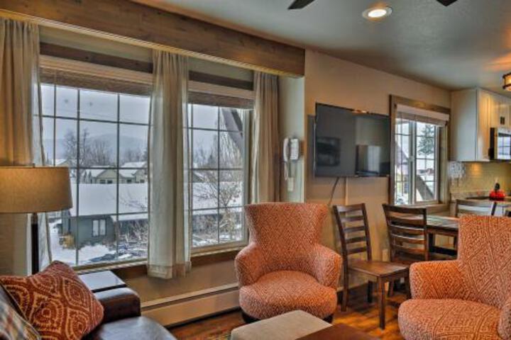 Cozy Condo Heart Of Downtown Whitefish W / Views! - thumb 6