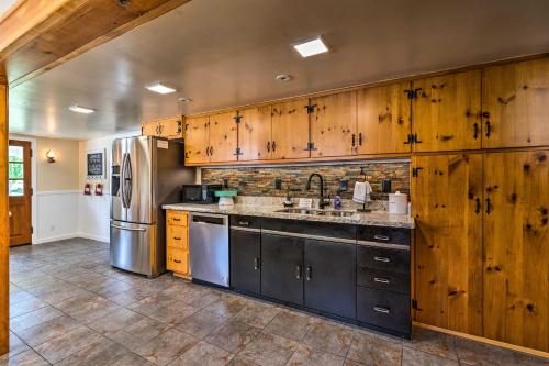 NEW! Restored Original Stagecoach Stop In Mariposa - thumb 5