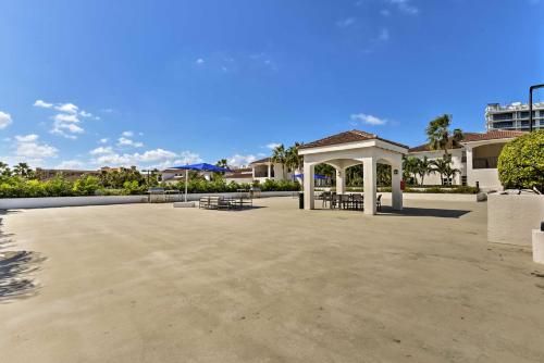 NEW! Waterfront Aventura Condo 10 Mins To Beach! - thumb 2