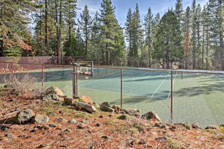 Kings Beach Condo W / 2 Decks Mins To Lake Tahoe! - thumb 6