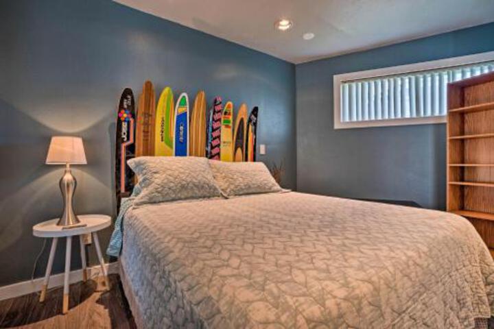 Beautiful Home W / Views On Crescent Bar Island! - thumb 0