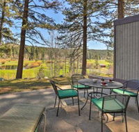 Quiet Home with Graeagle Meadows Golf Course View - Tourism Bookings