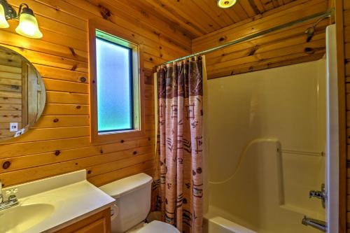 NEW! Dog Friendly Mountain View Cabin W / Porch! - thumb 0