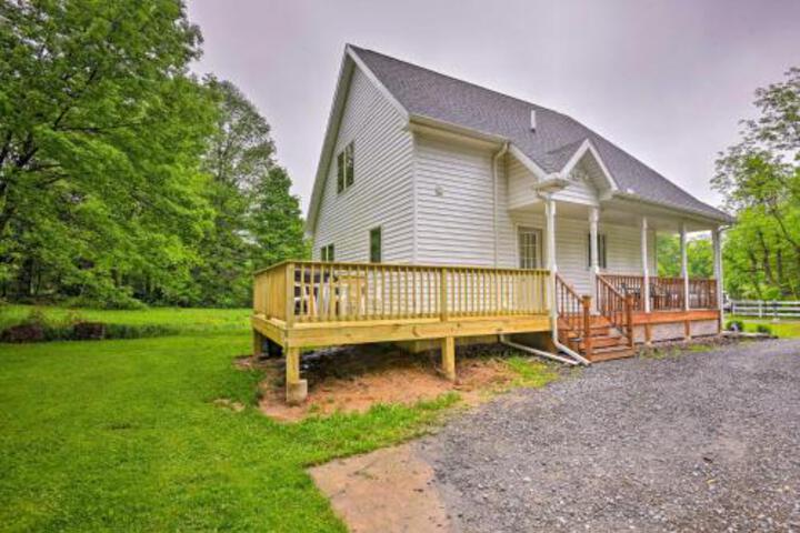 Poconos Home W / Game Room 10 Mins To State Park! - thumb 1