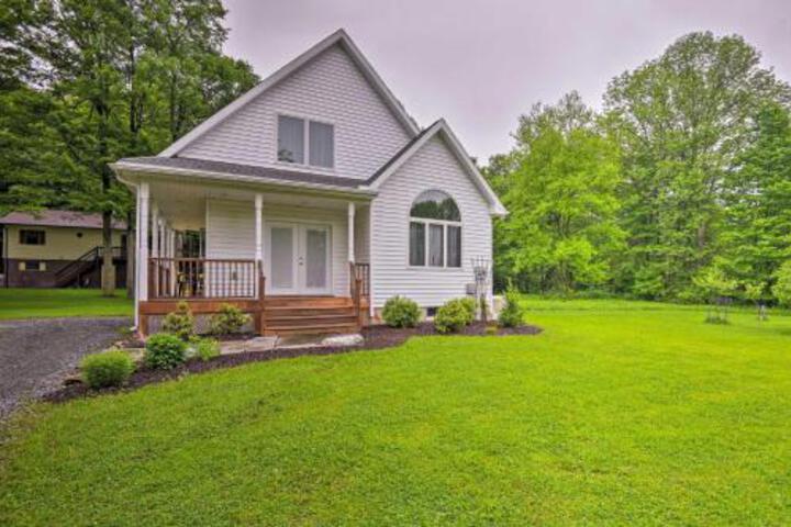 Poconos Home W / Game Room 10 Mins To State Park! - thumb 5