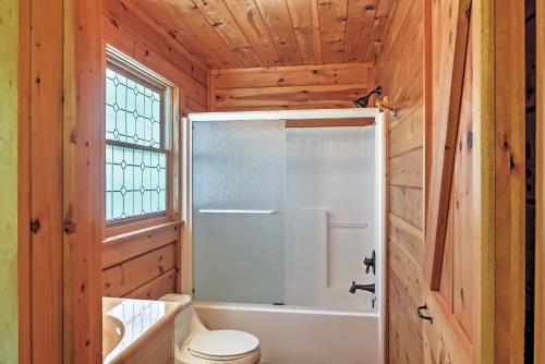 4BR Riceville Mountain Cabin W / Wraparound Porch - thumb 2