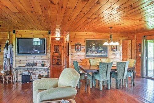 4BR Riceville Mountain Cabin W / Wraparound Porch - thumb 5