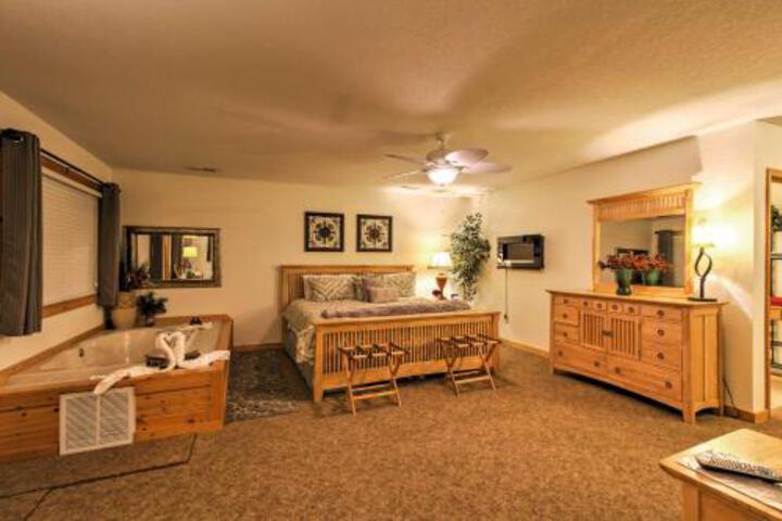 Cabin W / Hot Tub Mins To Pigeon Forge / Gatlinburg - thumb 3