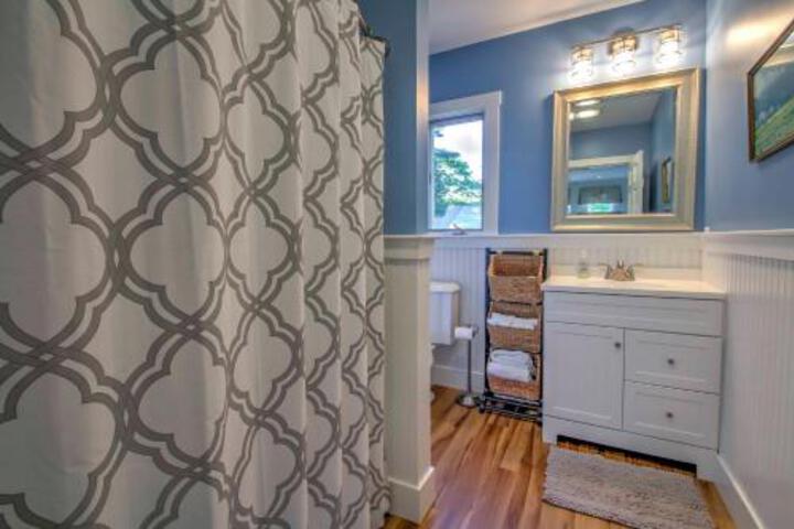 Prime Kennebunk Home W / Pool Table Near Beach! - thumb 4