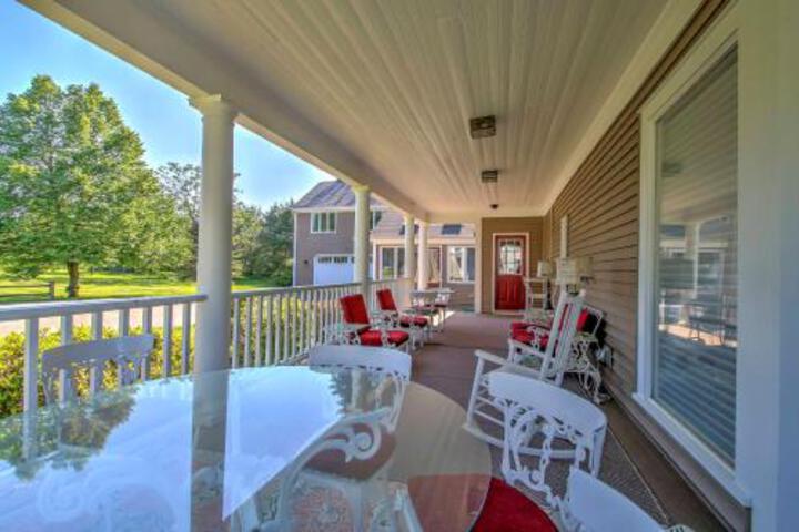 Prime Kennebunk Home W / Pool Table Near Beach! - thumb 5