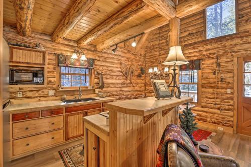 Quintessential Breckenridge Cabin With Hot Tub! - thumb 2